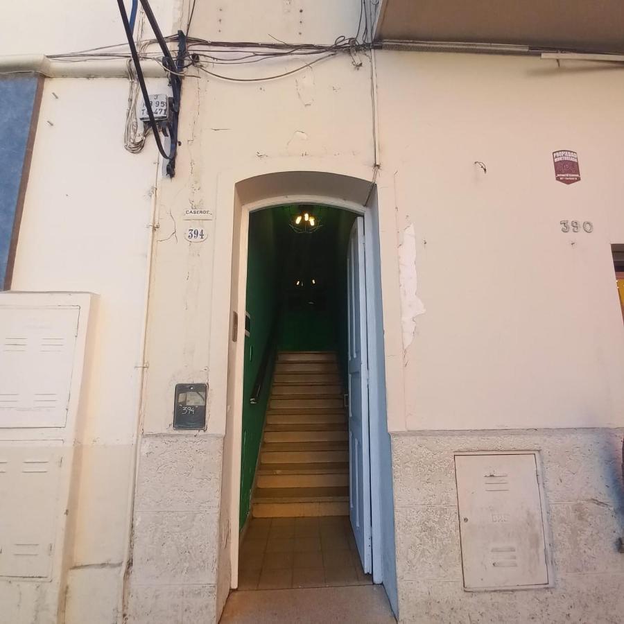 Hostel Lqueen 1 サルタ エクステリア 写真